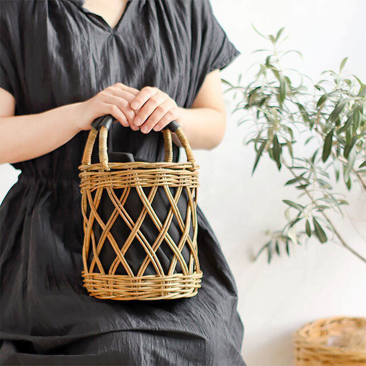 Librevie ラウンドバッグ かごバッグ Figue フィーグ キナリノモール