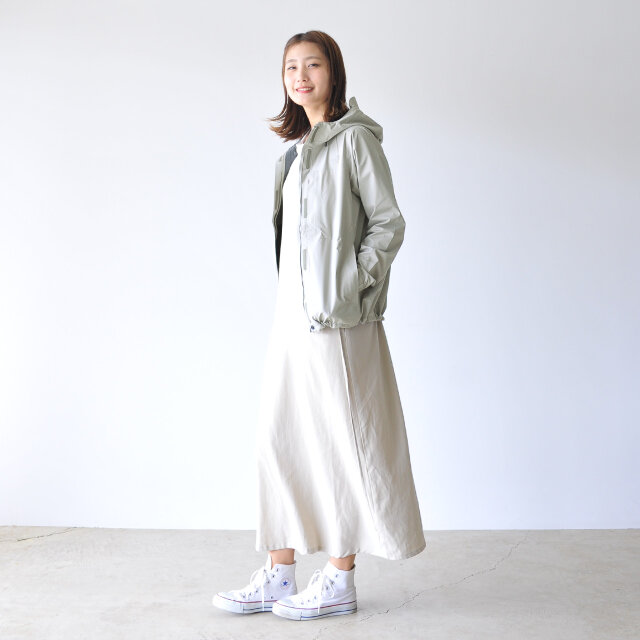 モデル:170cm / 54kg
color : グラナイトブラフタン(GT) / size : M