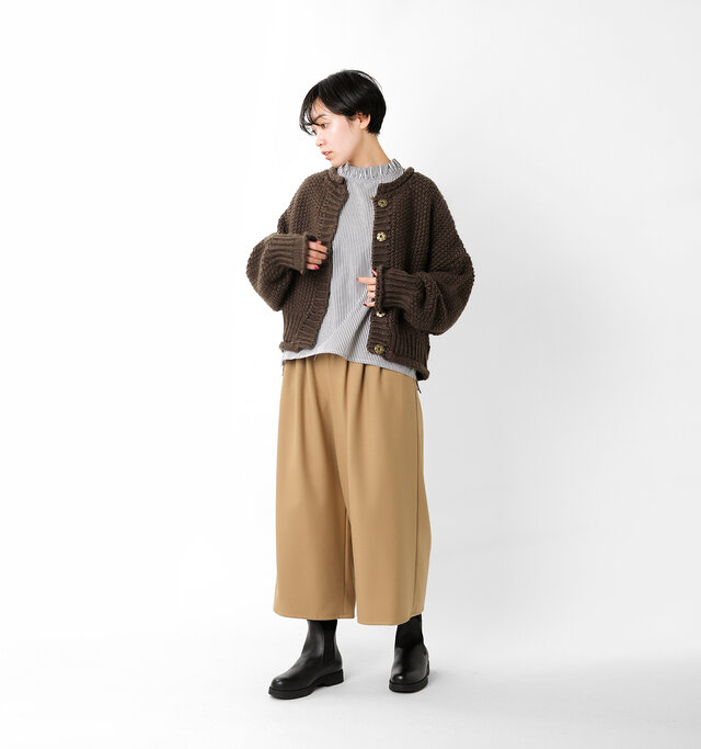 model saku:163cm / 43kg
color : brown / size : 2