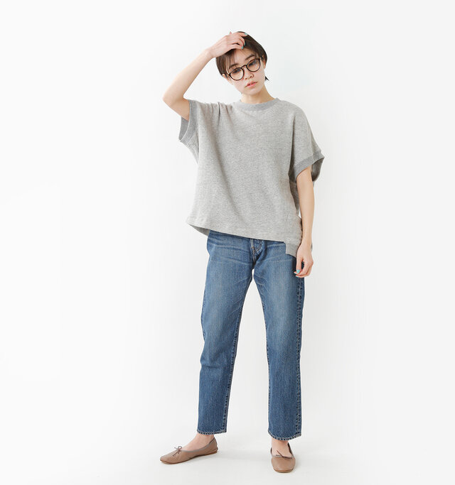 model saku:163cm / 43kg
color : 杢 gray / size : 38