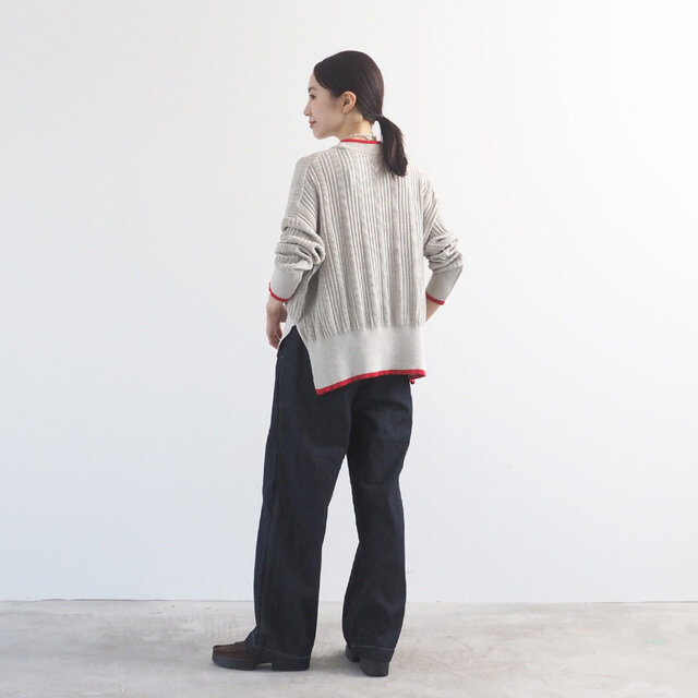 Model:身長 162cm
Color:215.アッシュ杢×カーマイン