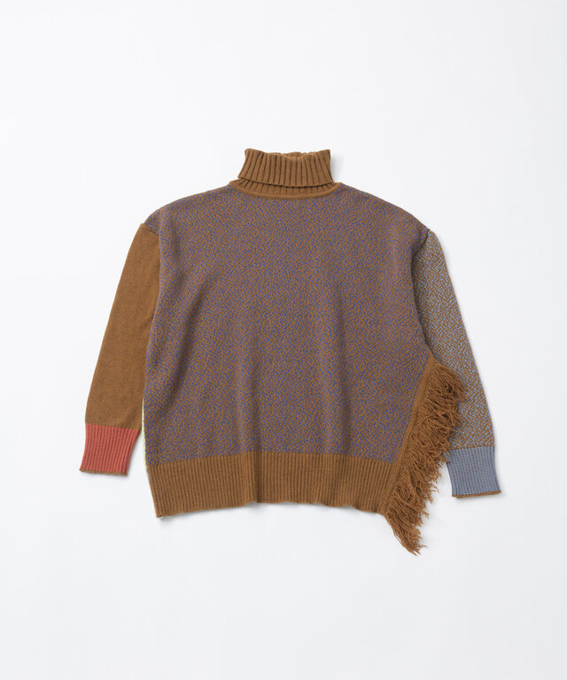 カラー:BROWN 表