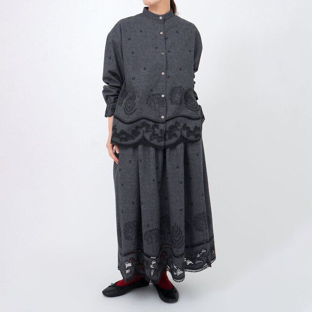 grey / model : 158cm