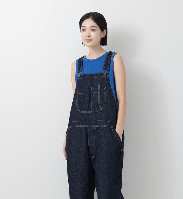 color : BLUE , model : 162cm