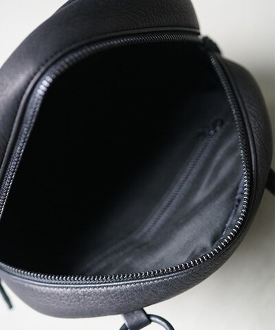 Mochi｜circle bag [black] 鹿革/サークルバッグ