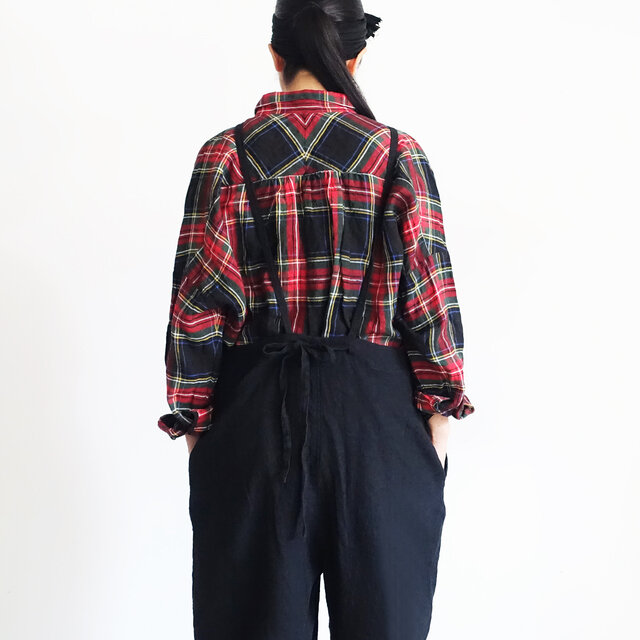 Model 158cm、Red 着用