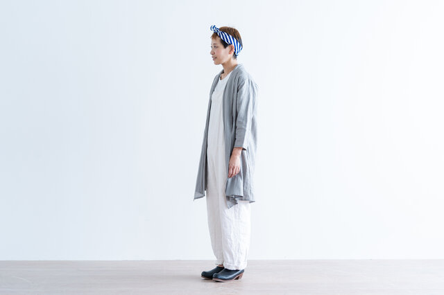 グレーベージュ着用(モデル身長:157cm)