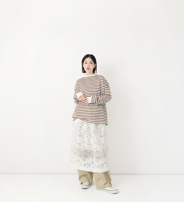 color : BROWN BORDER , model : 162cm