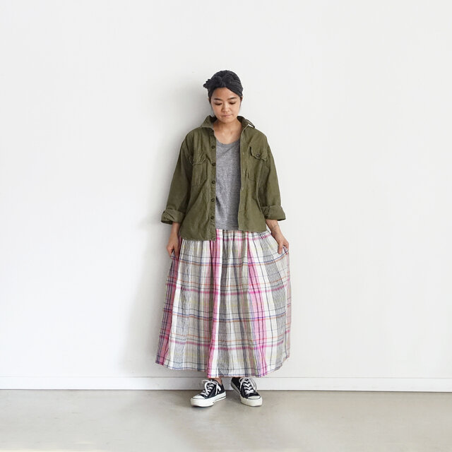 Model 158cm、Pink 着用