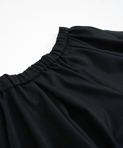 Mochi｜flare wide pants [black・]