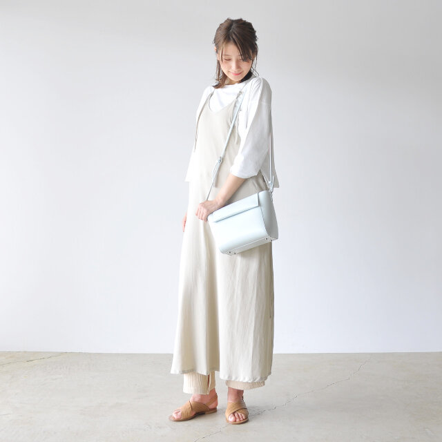 モデル:170cm / 54kg
color : coloniale / size : 36(23.0cm)