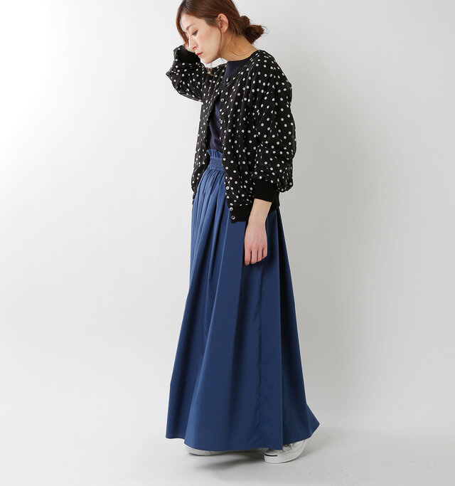 model tomo:158cm / 45kg
color : black dot / size : F