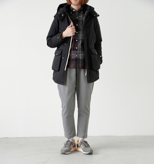 model yumi:165cm / 52kg
color : black / size : 0