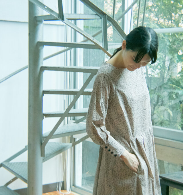 モデル165cm 着用サイズ:0(BEIGE)