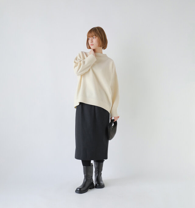 model ai:166cm / 47kg
color : off white / size : 38