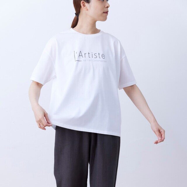 着用カラー:シロ