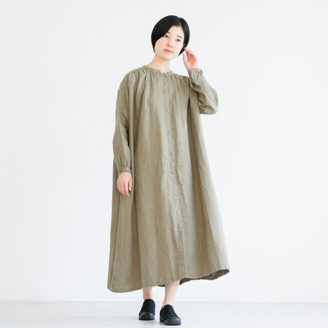 モデル身長 163cm 着用カラー モスグリーン