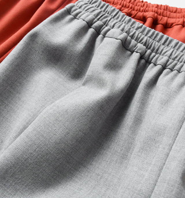 ポリエステル33% レーヨン33% ウール29% ポリウレタン5%