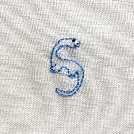 クロヤギシロヤギ｜刺繍糸3色セット[BASIC] BLACK & BLUE