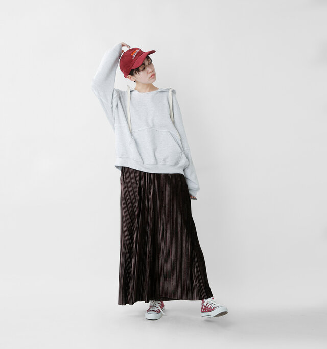 model saku:163cm / 43kg
color : gray / size : 1