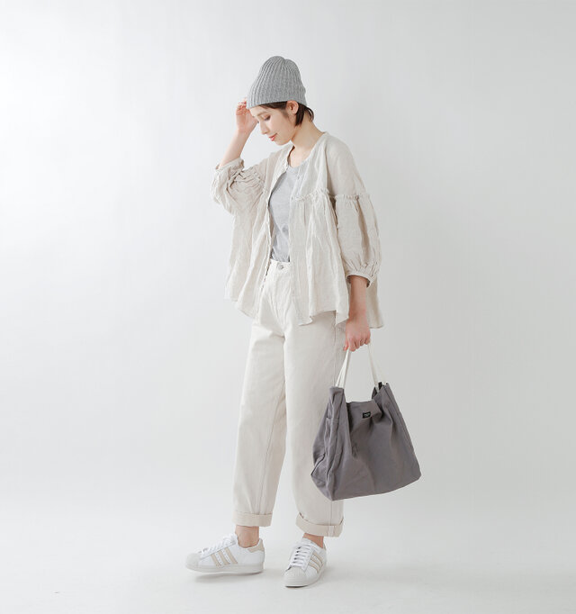 model yama:167cm / 49kg
color : kinari check / size : F