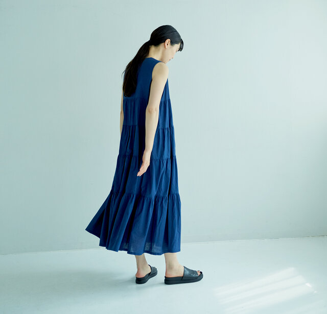 着用サイズ 0(モデル 165cm)/ BLUE