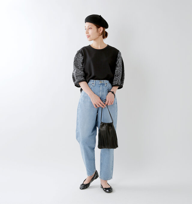 model yama:167cm / 49kg
color : black / size : 38