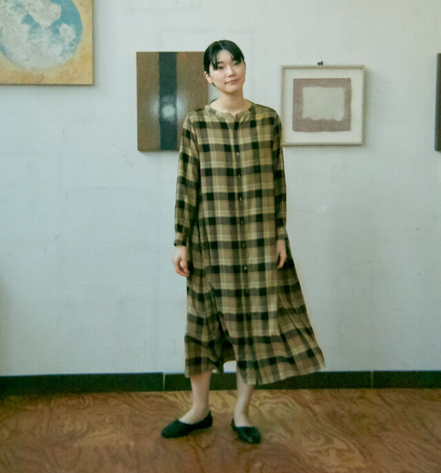 モデル165cm 着用サイズ:0(BEIGE)