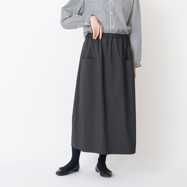 着用カラー:チャコールグレー