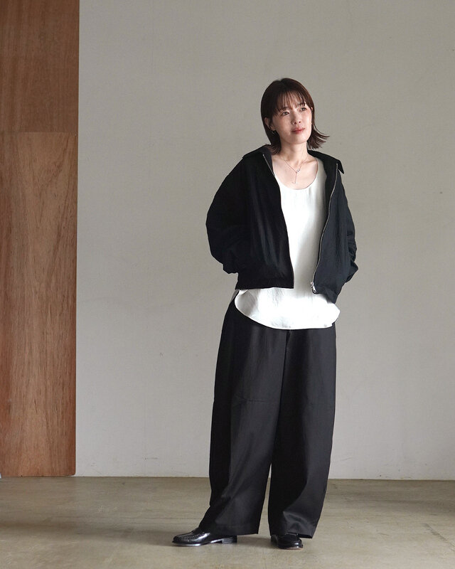 Model 162cm / Color BLACK