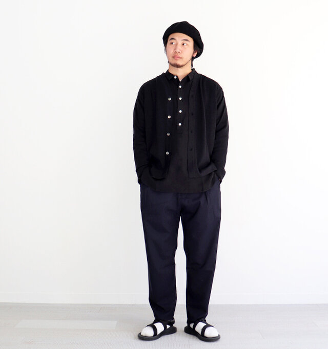 ブラック / 3 着用、モデル身長:175cm、体重:70kg