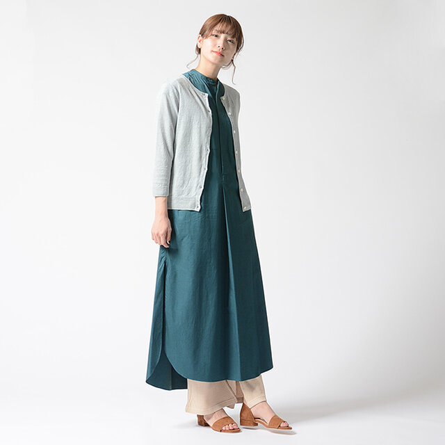 モデル:170cm / 54kg
color : solid peacock / size : 0 (フリーサイズ)