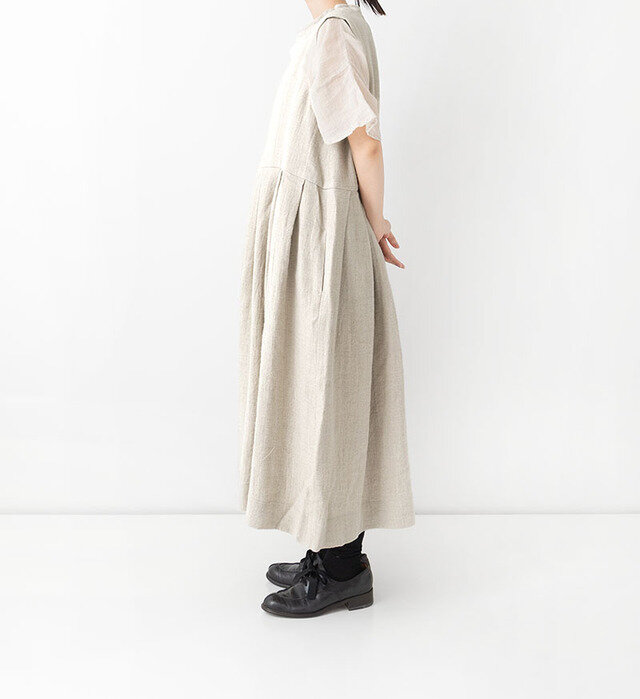 color : KINARI , model : 162cm