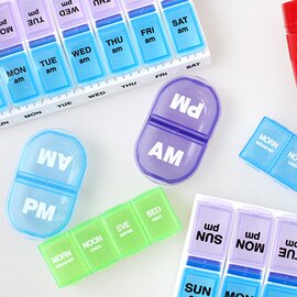HERE｜DAILY AM/PM PILL PLANNER