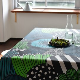 新作特価セール marimekko♥撥水テーブルクロス テーブル用品