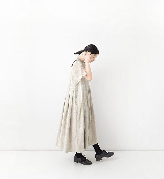 color : KINARI , model : 162cm
