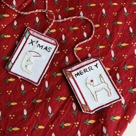 クロヤギシロヤギ｜メリークリスマス！ アルファベット刺繍のキット[初心者でも楽しい/図案付]