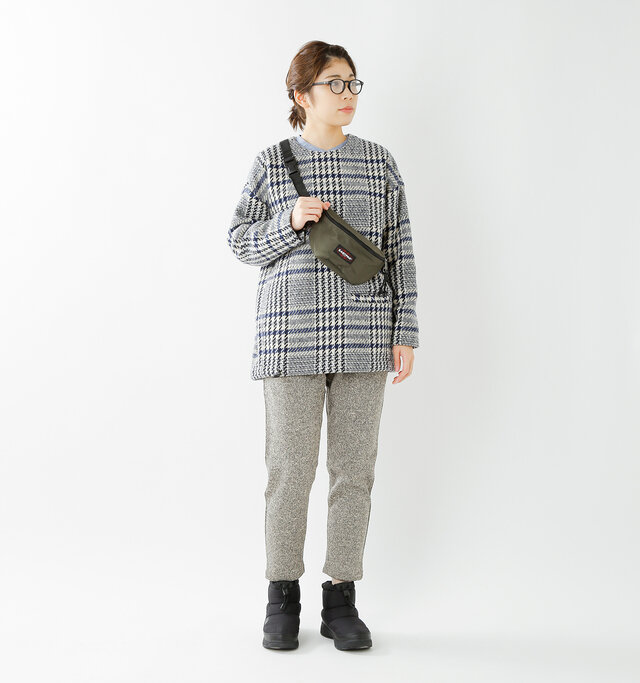 model hikari:165cm / 48kg
color : TNF black / size : 7(24.0cm)