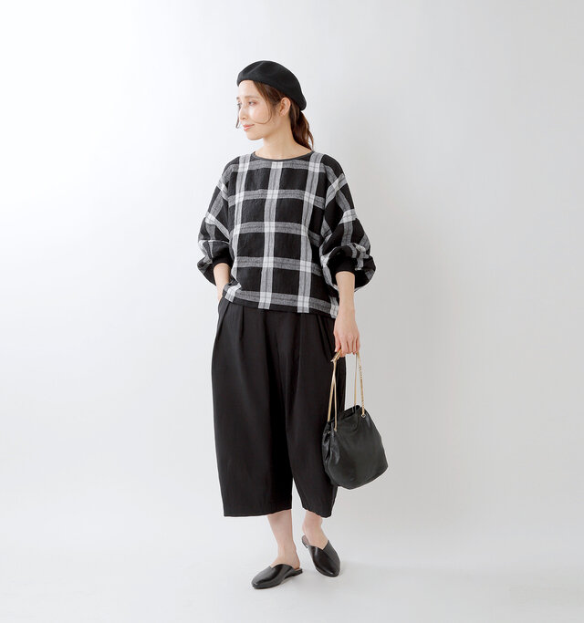 model yama:167cm / 49kg
color : black / size : 1