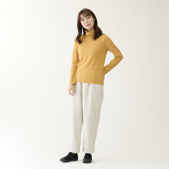 モデル身長 164cm 着用カラー マスタード