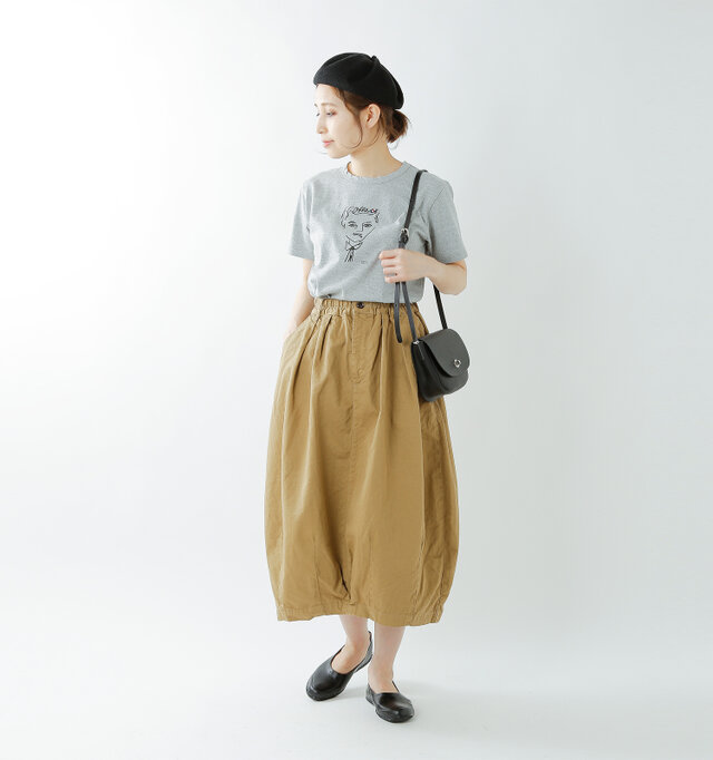 model yama:167cm / 49kg
color : black / size : 36
