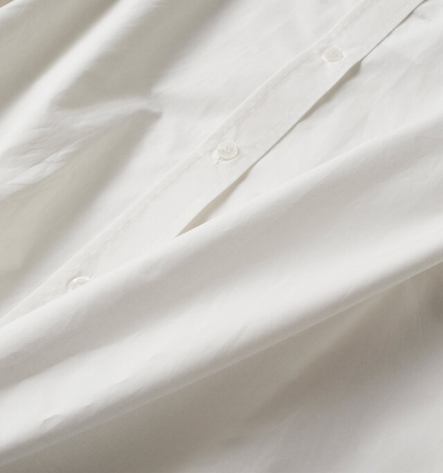 ホワイト:コットン100%
ストライプ:コットン66%セルロース34%