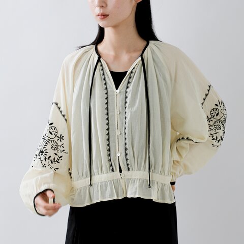 Shinzone|コットン 刺繍 ギャザー ブラウス EMBROIDERED BLOUSE 26smsbl09