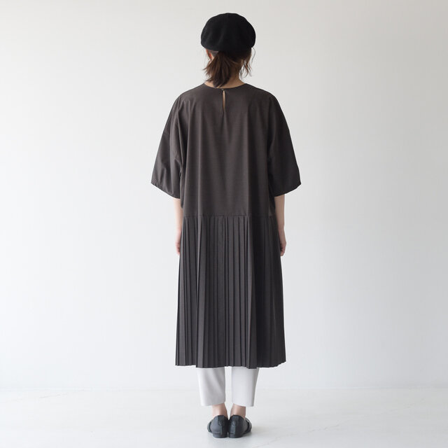 (Back)