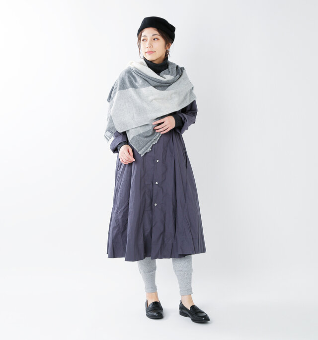 model hikari:165cm / 48kg
color : light gray / size : F