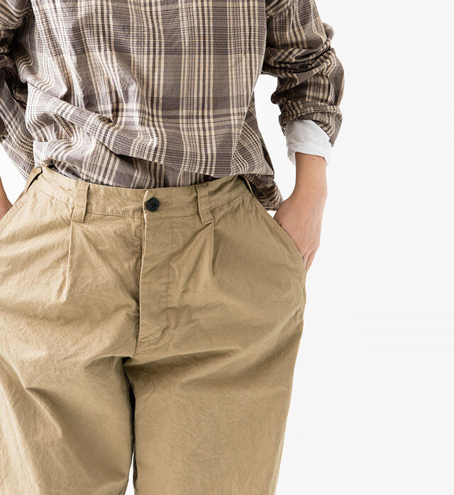color : BEG , size:2 , model : 162cm