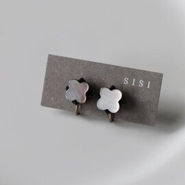 SISI|puchipuchi bijou earrings ブラックフラワー イヤリング