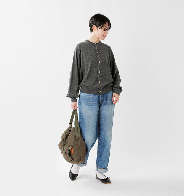 model saku:163cm / 43kg
color : mid gray / size : 1