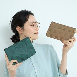 Kanmi|マスク、通帳、ハンドクリーム「キャンディ フラットポーチ(L)」【PO21-94】