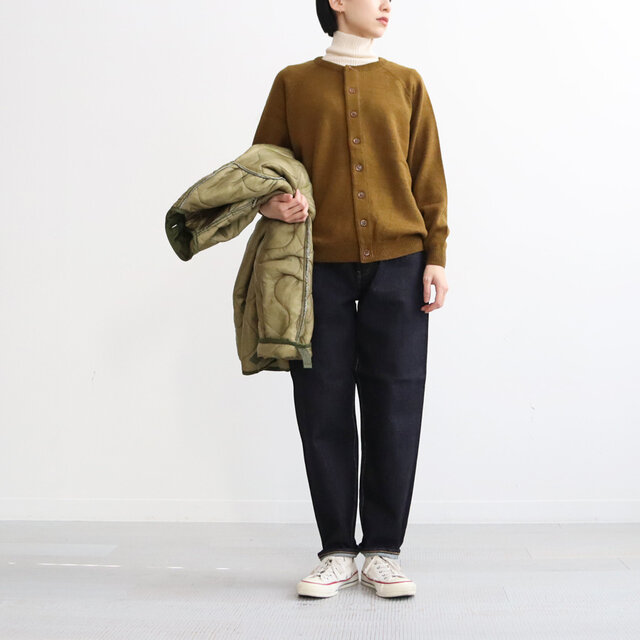 ■ゴールド(身長160cm、着用サイズ0)